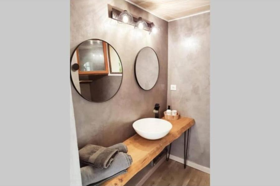 Le Studio Charme Et Tranquillite Le Plan-de-la-Tour Luaran gambar